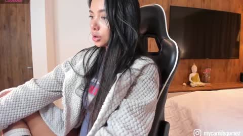 Snapshot of camilagomezz chatting on 09-11-25, 11:05 Camila online show from 09-11-25, 11:05