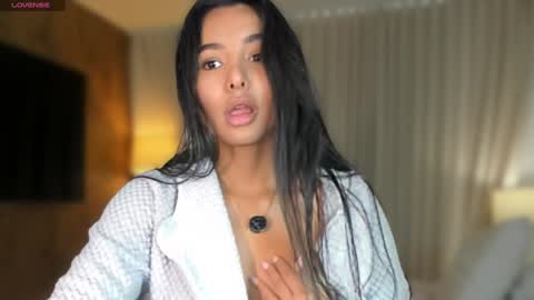 Camila online show from 02-14-26, 04:59