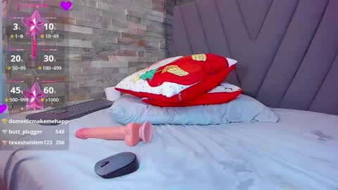 Snapshot of camilagray2 chatting on 12-17-24, 08:23 CAMILA  online show from 12-17-24, 08:23