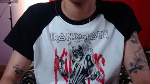 kira online show from 10-19-25, 12:39