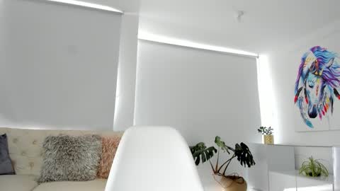 camila manzur online show from 02-07-25, 08:31