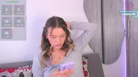 Camila Monroee  online show from 12-17-25, 02:45