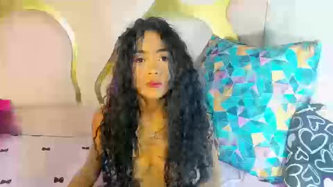 camilaqueenh online show from 10-18-25, 01:19