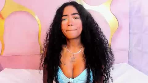 camilaqueenh online show from 10-23-25, 03:39