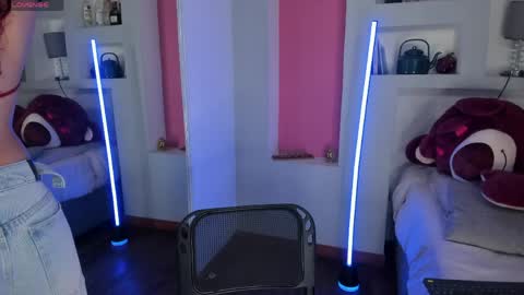 Camila  online show from 04-23-26, 12:29