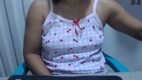 Snapshot of camilasex468 chatting on 02-08-26, 02:53 camilasex468 online show from 02-08-26, 02:53