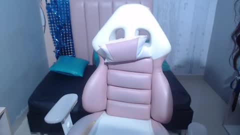 Snapshot of camilawilliams707rs chatting on 10-01-25, 02:06 camilawilliams707rs online show from 10-01-25, 02:06