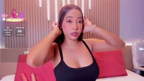 Snapshot of camile_cute chatting on 11-25-25, 08:20 camile_cute online show from 11-25-25, 08:20