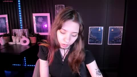 Camilla online show from 04-09-26, 06:19