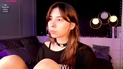 Camilla online show from 07-04-26, 05:57