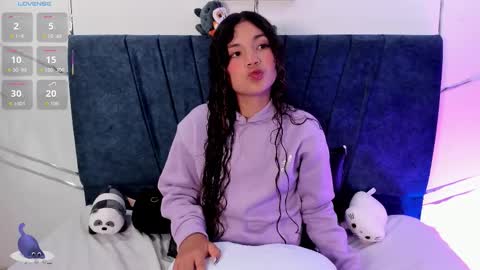 Snapshot of camilla_miller01 chatting on 11-08-25, 02:28 camilla_miller01 online show from 11-08-25, 02:28