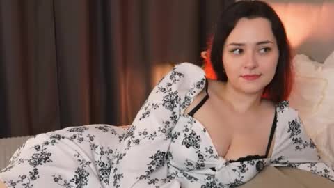 Camilla online show from 02-22-26, 08:51