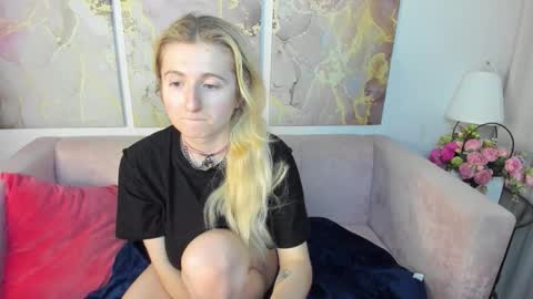 camilladreamer online show from 11-10-25, 07:24