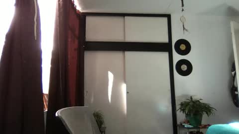  Camille   online show from 09-09-25, 08:19