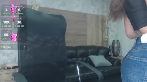 Snapshot of camille_diaz19 chatting on 03-03-25, 10:20 Camille online show from 03-03-25, 10:20