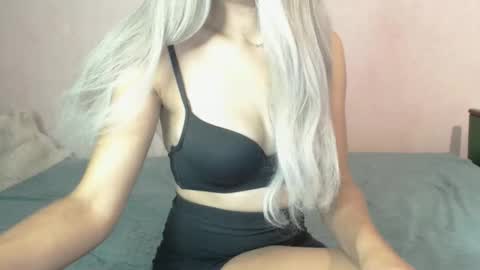 CamilleBunny online show from 09-13-25, 03:17