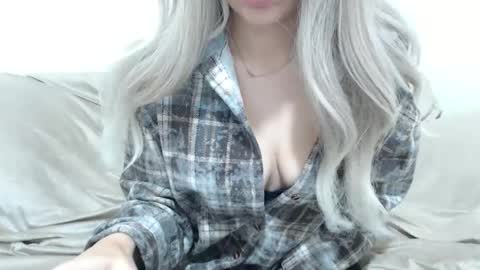 CamilleBunny online show from 12-23-25, 05:05