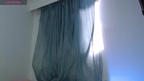 camilo_contre21 online show from 12-16-24, 09:31