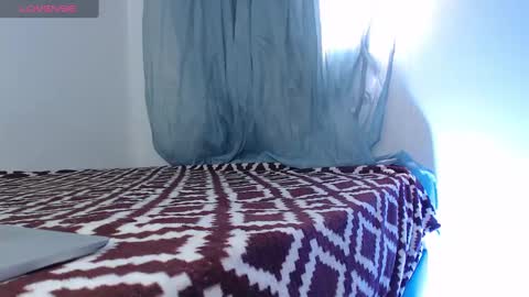 camilo_contre21 online show from 12-17-24, 07:26