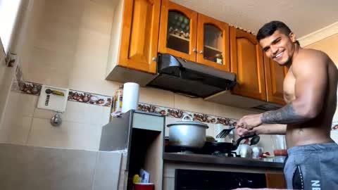 camilo_contre21 online show from 01-29-25, 09:39