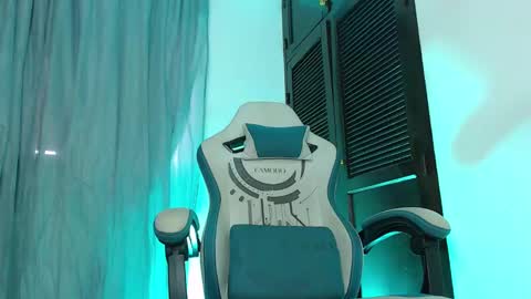 camilo_contre21 online show from 02-25-25, 10:50