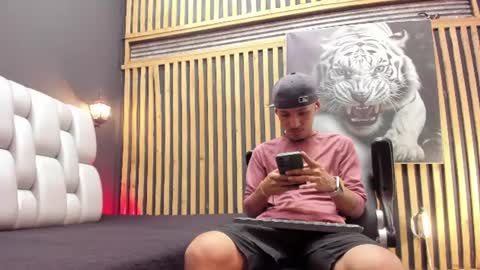 Camilo  online show from 07-15-26, 08:03