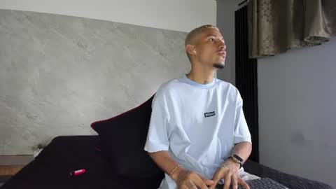 Camilo  online show from 07-22-26, 07:44