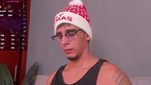   INDEPENDENT MODEL online show from 12-05-24, 11:05