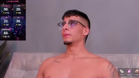   INDEPENDENT MODEL online show from 12-10-24, 03:52