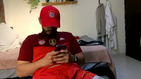 Camilo online show from 02-03-25, 01:19