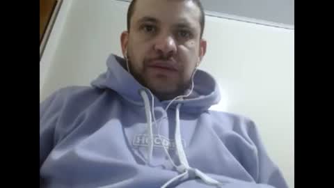 Snapshot of camiloking17 chatting on 02-02-25, 09:51 camilo online show from 02-02-25, 09:51