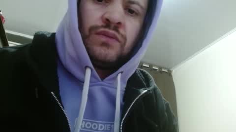 Snapshot of camiloking17 chatting on 02-03-25, 08:46 camilo online show from 02-03-25, 08:46