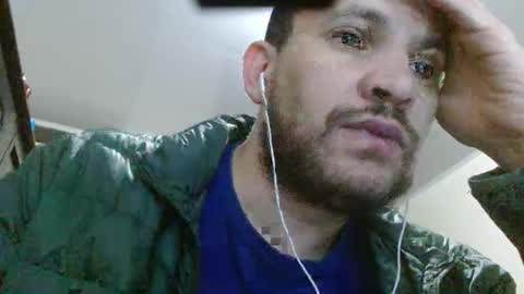 Snapshot of camiloking17 chatting on 02-07-25, 02:19 camilo online show from 02-07-25, 02:19