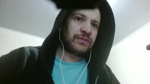 Snapshot of camiloking17 chatting on 02-10-25, 10:31 camilo online show from 02-10-25, 10:31