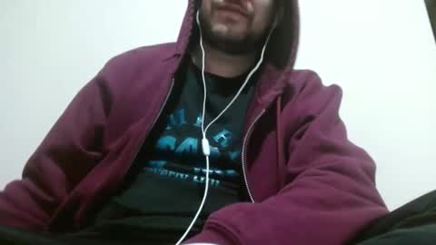 Snapshot of camiloking17 chatting on 02-19-25, 10:09 camilo online show from 02-19-25, 10:09
