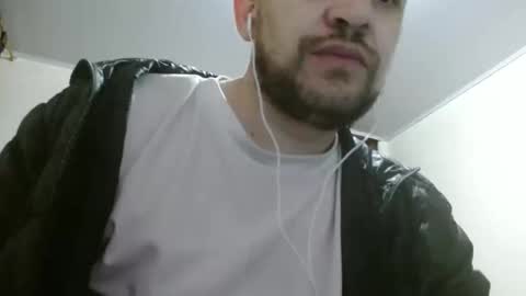 Snapshot of camiloking17 chatting on 02-22-25, 10:42 camilo online show from 02-22-25, 10:42