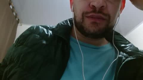 Snapshot of camiloking17 chatting on 02-27-25, 09:25 camilo online show from 02-27-25, 09:25