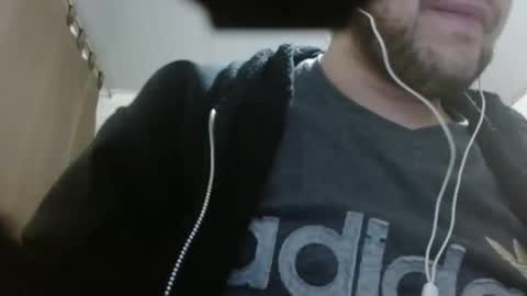 Snapshot of camiloking17 chatting on 09-12-25, 07:08 camilo online show from 09-12-25, 07:08