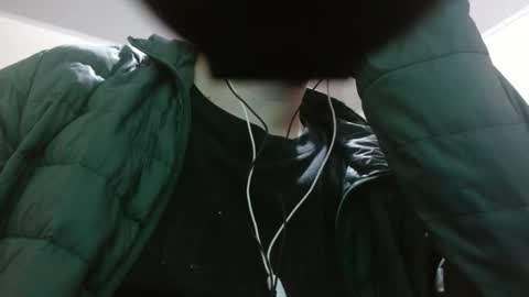 Snapshot of camiloking17 chatting on 11-06-25, 07:31 camilo online show from 11-06-25, 07:31