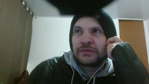 Snapshot of camiloking17 chatting on 11-24-25, 07:19 camilo online show from 11-24-25, 07:19