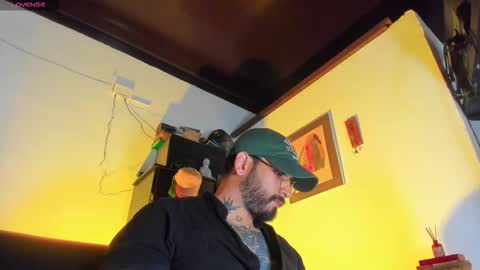 Camilo online show from 11-17-25, 02:34