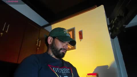 Snapshot of camilomayer chatting on 02-20-26, 04:07 Camilo online show from 02-20-26, 04:07