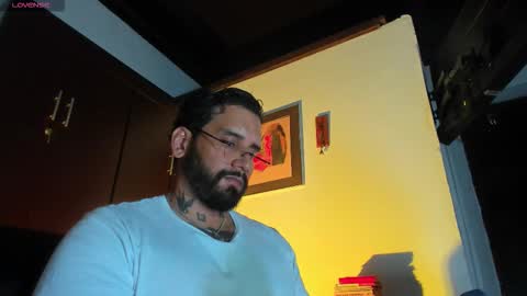 Snapshot of camilomayer chatting on 03-09-26, 03:16 Camilo online show from 03-09-26, 03:16