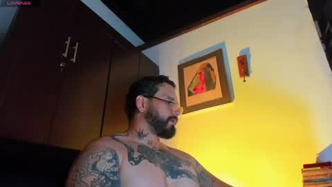 Camilo online show from 04-30-26, 03:29