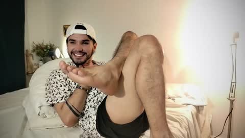 Snapshot of camilosaennz chatting on 01-28-25, 07:32 camilo online show from 01-28-25, 07:32