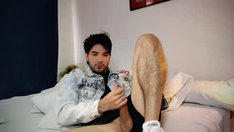 Snapshot of camilosaennz chatting on 02-04-25, 08:06 camilo online show from 02-04-25, 08:06