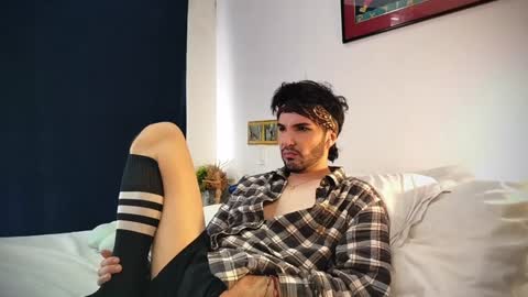 Snapshot of camilosaennz chatting on 02-06-25, 08:13 camilo online show from 02-06-25, 08:13