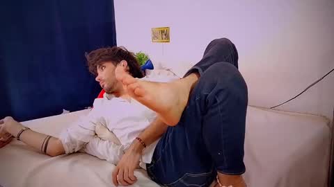 Snapshot of camilosaennz chatting on 03-03-25, 07:17 camilo online show from 03-03-25, 07:17