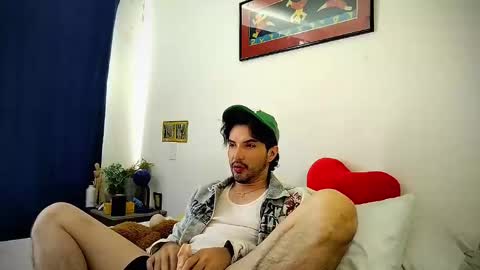 Snapshot of camilosaennz chatting on 03-09-25, 10:08 camilo online show from 03-09-25, 10:08