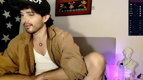 Snapshot of camilosaennz chatting on 09-13-25, 04:34 camilo online show from 09-13-25, 04:34